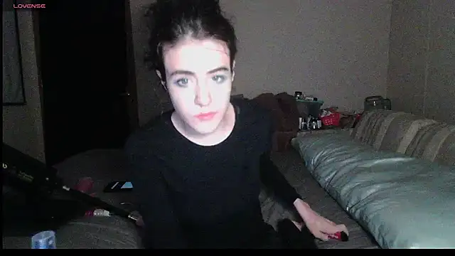 rileyyb  online show from July 10, 12:01 am