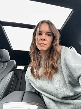 JuicyFruits93 online show from March 17, 11:25 am