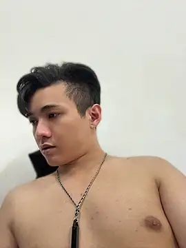 XuPrimeRyder online show from April 16, 10:56 pm