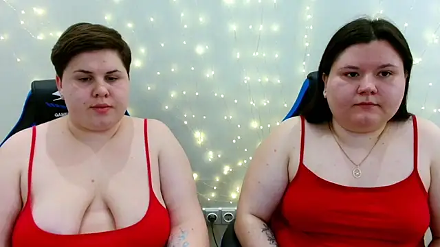 BeckyAndHellen online show from March 30, 7:24 pm