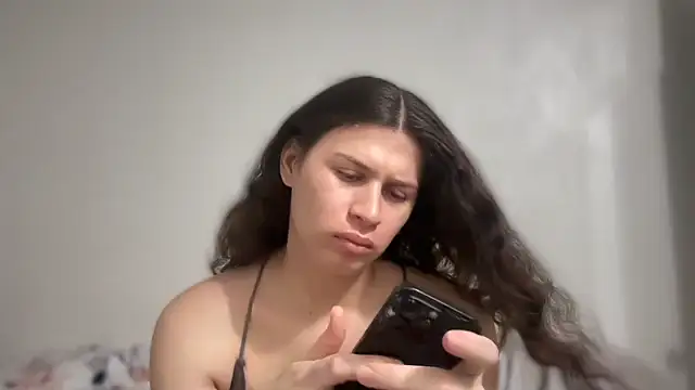 JaxcyVelez online show from July 11, 4:23 am