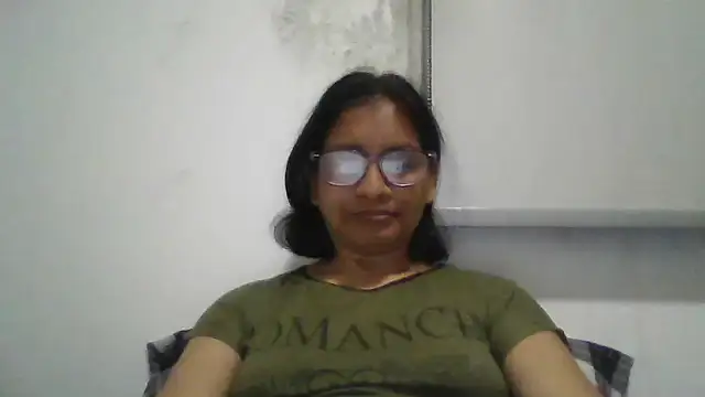 Snapshot of titssmall123 chatting on September 28, 10:59 pm titssmall123 online show from September 28, 10:59 pm