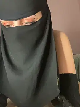 Jumanaa online show from February 5, 9:51 pm