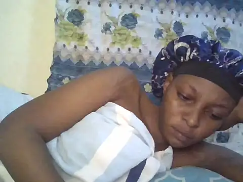 Midnight Clique  online show from November 2, 9:29 pm