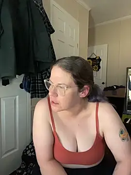 velvetta  online show from November 28, 6:00 pm