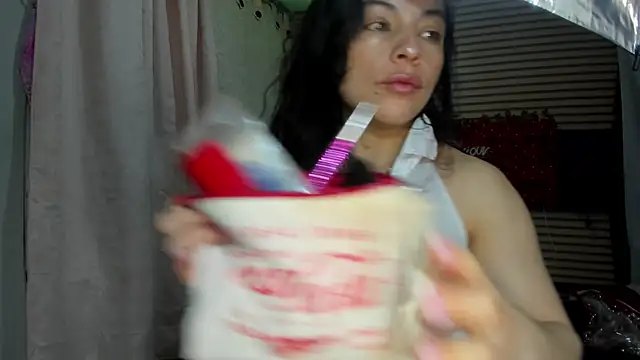 rosse 2504 online show from April 19, 9:20 am