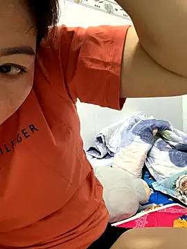 Baby-bigtits online show from November 30, 3:11 am