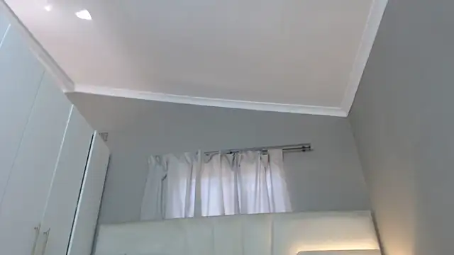 naughtyblackdolie online show from April 11, 8:18 am