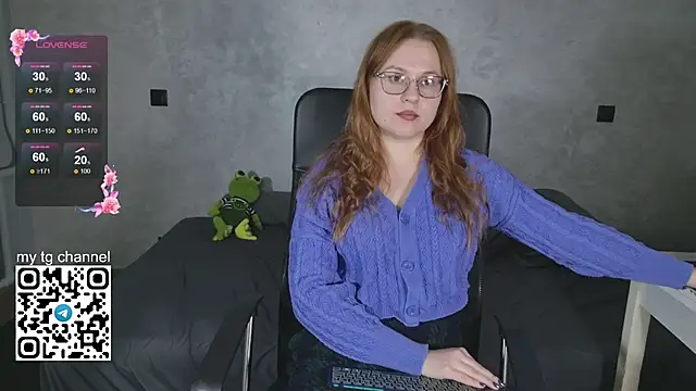 Snapshot of Lila_Pitt chatting on September 25, 8:06 pm Lila Pitt online show from September 25, 8:06 pm