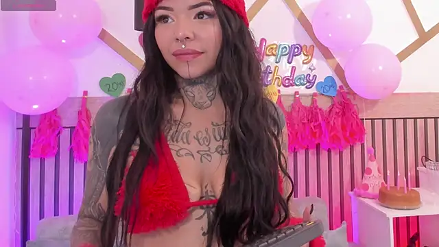 NinaInk online show from June 19, 1:25 pm