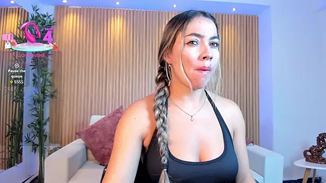 Alessia Taylorr online show from December 3, 12:07 pm