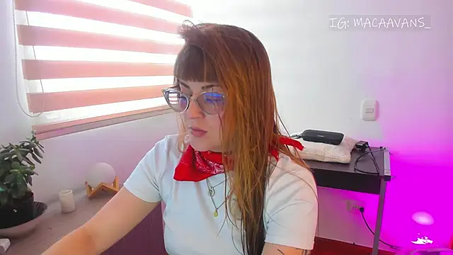 tekila   online show from April 1, 9:45 pm