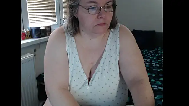 Sweetboobs online show from March 5, 8:43 am