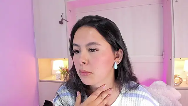 valerymeyerr online show from October 28, 4:18 am