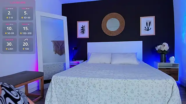 VioletPaket online show from March 9, 12:19 pm