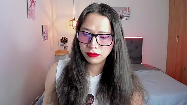 paula kawaiifu  online show from November 27, 2:20 pm