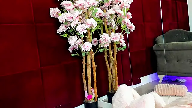 Alexxa online show from March 29, 6:07 pm