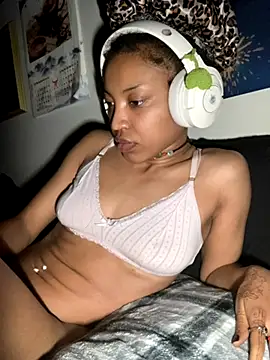 Snapshot of KimiAqua chatting on October 11, 6:18 am KimiAqua online show from October 11, 6:18 am