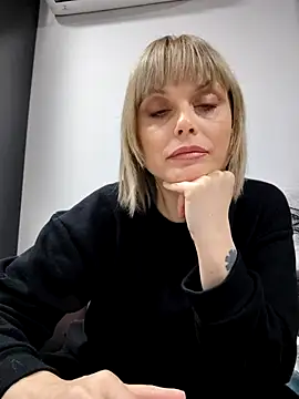 MySweetcum69 online show from November 19, 6:52 pm