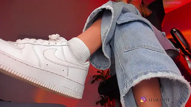 charlotte  grey online show from April 18, 7:58 pm