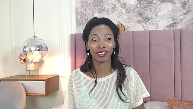 SabrinaDevill online show from December 20, 1:37 pm