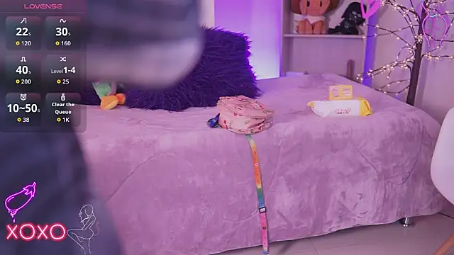 madelyn rose  online show from October 7, 1:43 am