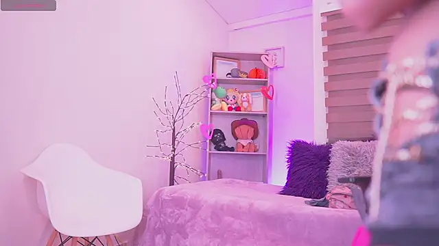 madelyn rose  online show from September 30, 2:17 am