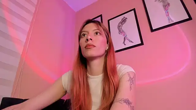 Snapshot of SensualJane2 chatting on October 21, 1:42 am SensualJane2 online show from October 21, 1:42 am
