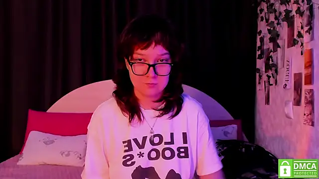 dreamgirllovee online show from September 30, 4:40 am