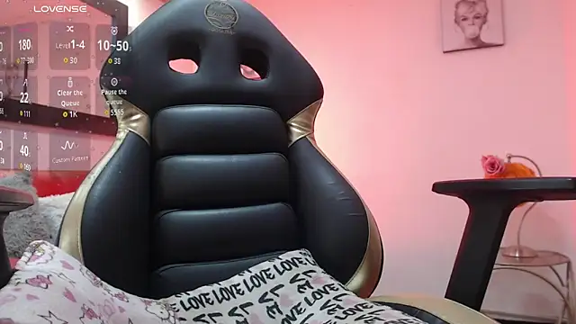 enderlis online show from May 7, 12:42 pm