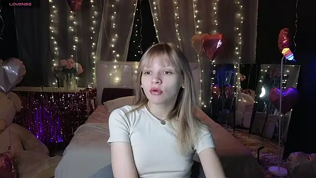 LitaBrom online show from February 21, 10:49 am