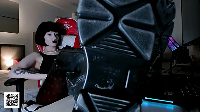  Goddess Misha  online show from November 14, 9:04 pm