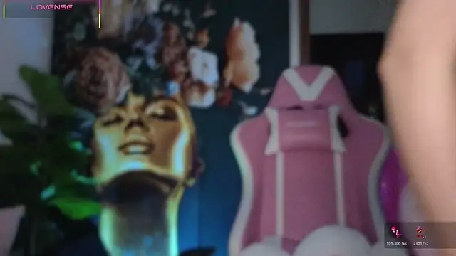 ReyaSophia online show from February 13, 9:49 pm