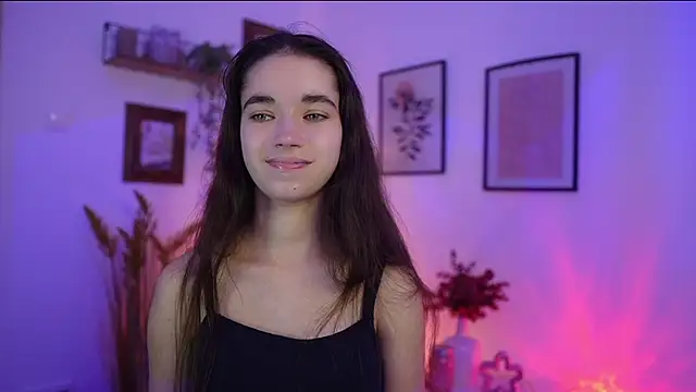 Gia Paige18 online show from November 14, 3:34 pm