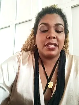 ELLA KELLY online show from March 6, 2:12 pm