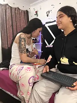 1lovelygirls online show from October 30, 12:50 pm