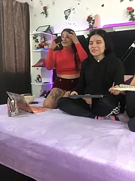 1lovelygirls online show from October 2, 12:21 pm