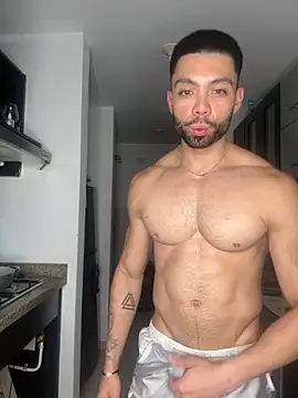 Mackenzzie 777  online show from October 22, 6:29 am