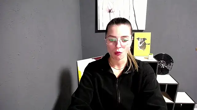 lady olivia  online show from November 11, 6:16 pm