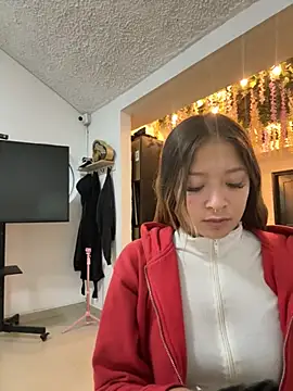 Victoria Adams14 online show from November 16, 3:08 am