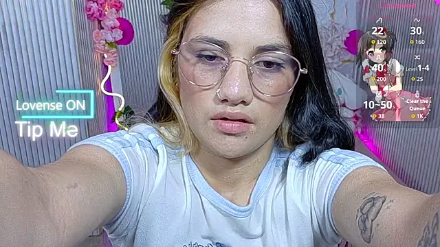 Chiara tay online show from June 3, 6:57 pm