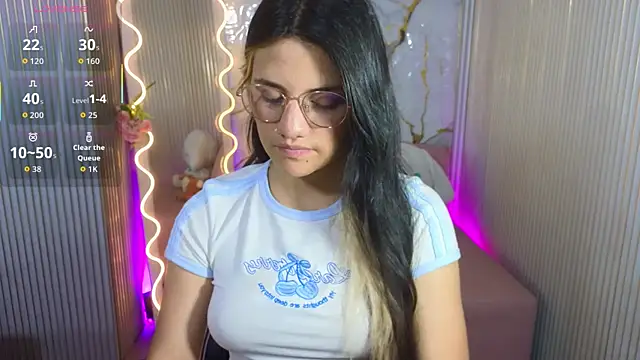 Chiara tay online show from April 17, 7:16 pm