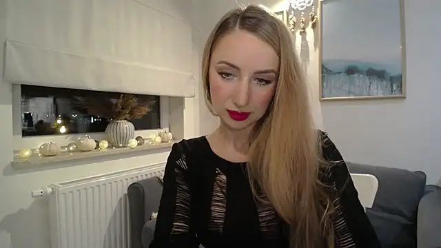 JulietteDiamond online show from November 21, 9:17 pm