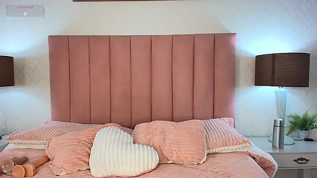 celine golden1 online show from November 11, 11:02 pm