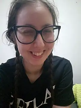 Sarah459 online show from December 18, 9:41 pm