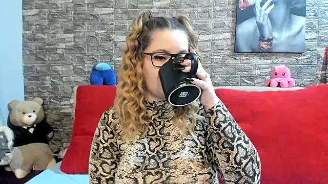 kalindahot online show from February 18, 7:13 pm