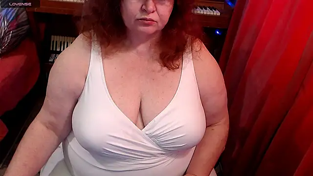 RoseRed69 online show from February 8, 4:16 am