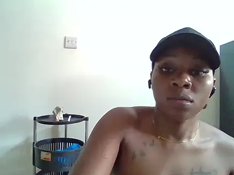 Queen loveer online show from February 23, 8:03 am