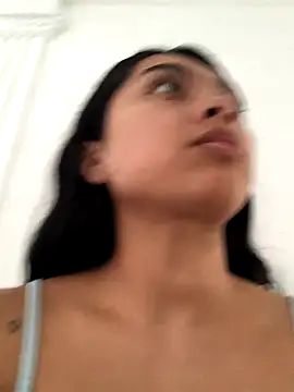 SweetLatiin  online show from October 15, 8:11 pm