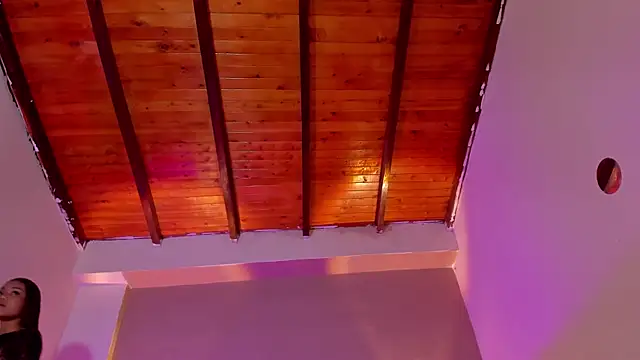 Juliette  3 online show from February 16, 2:17 pm